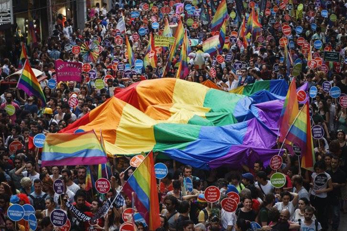 2024’te siyasilerin LGBTİ+ karşıtı açıklamaları rekor seviyeye ulaştı | Kaos GL - LGBTİ+ Haber Portalı Haber