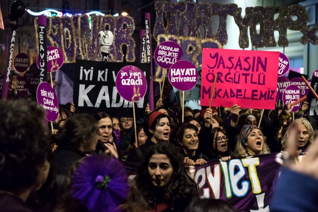 25 Kasım Kadına Yönelik Şiddete Karşı Uluslararası Mücadele Günü’nde barışçıl protesto hakkı güvence altına alınmalı  | Kaos GL - LGBTİ+ Haber Portalı Haber