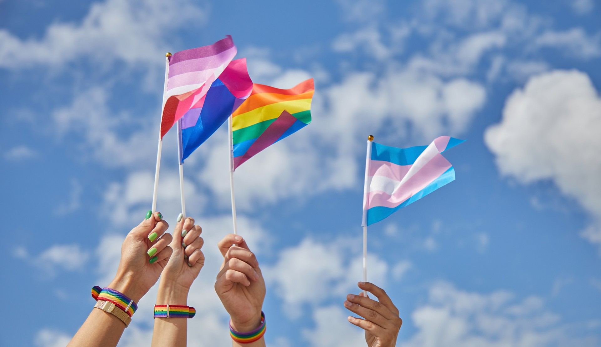 3H Hareketi’nden etkinlik: “Açık Mikrofon: Yıldız Tar ile Onur Ayı Özel Oturumu” | Kaos GL - LGBTİ+ Haber Portalı Haber