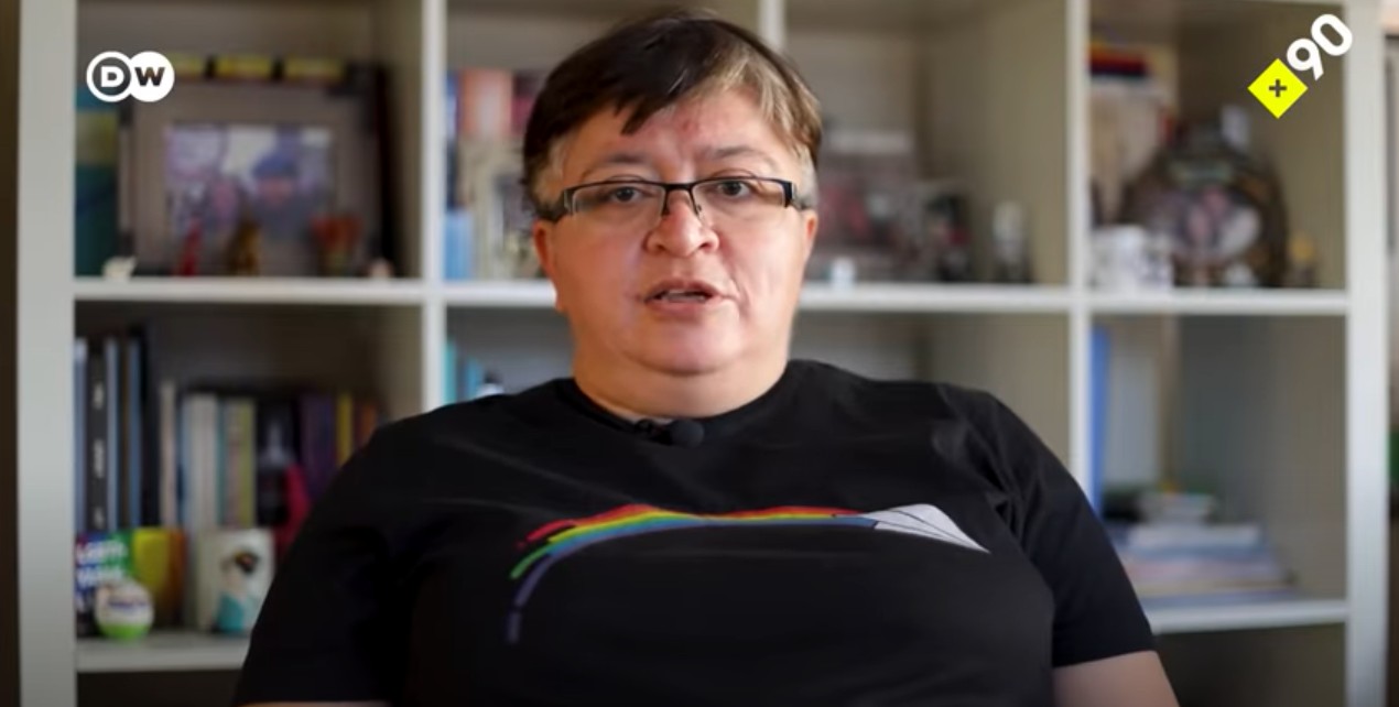 +90’dan “Lezbiyen olmak” Kaos GL - LGBTİ+ Haber Portalı