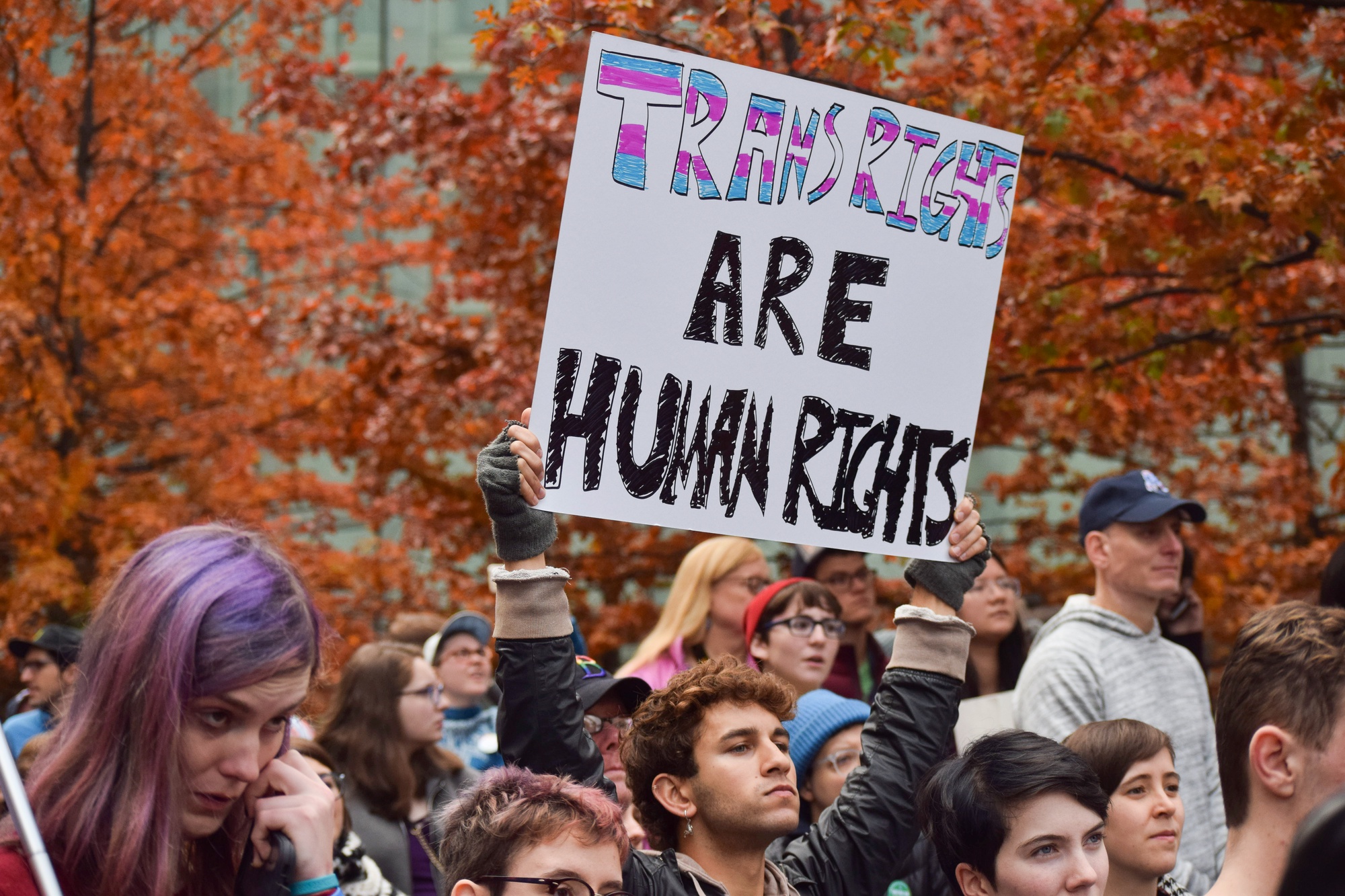ABD Adalet Bakanlığı, trans gençlerin tıbbi bilgilerini talep etti | Kaos GL - LGBTİ+ Haber Portalı Haber