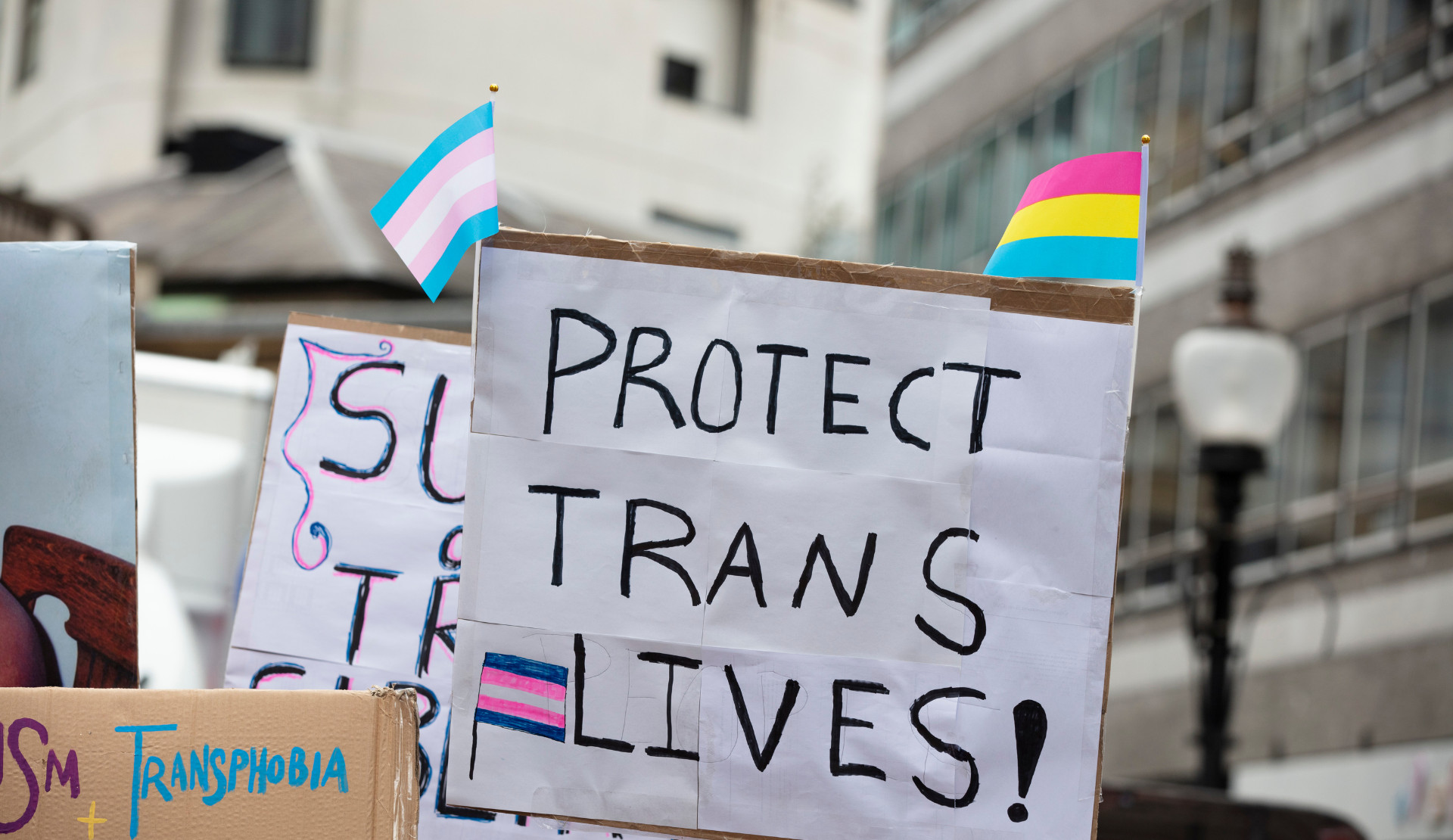 ABD’nin Washington eyaletinde yaşayan trans kadına saldırı: 4 kişi tutuklandı | Kaos GL - LGBTİ+ Haber Portalı Haber