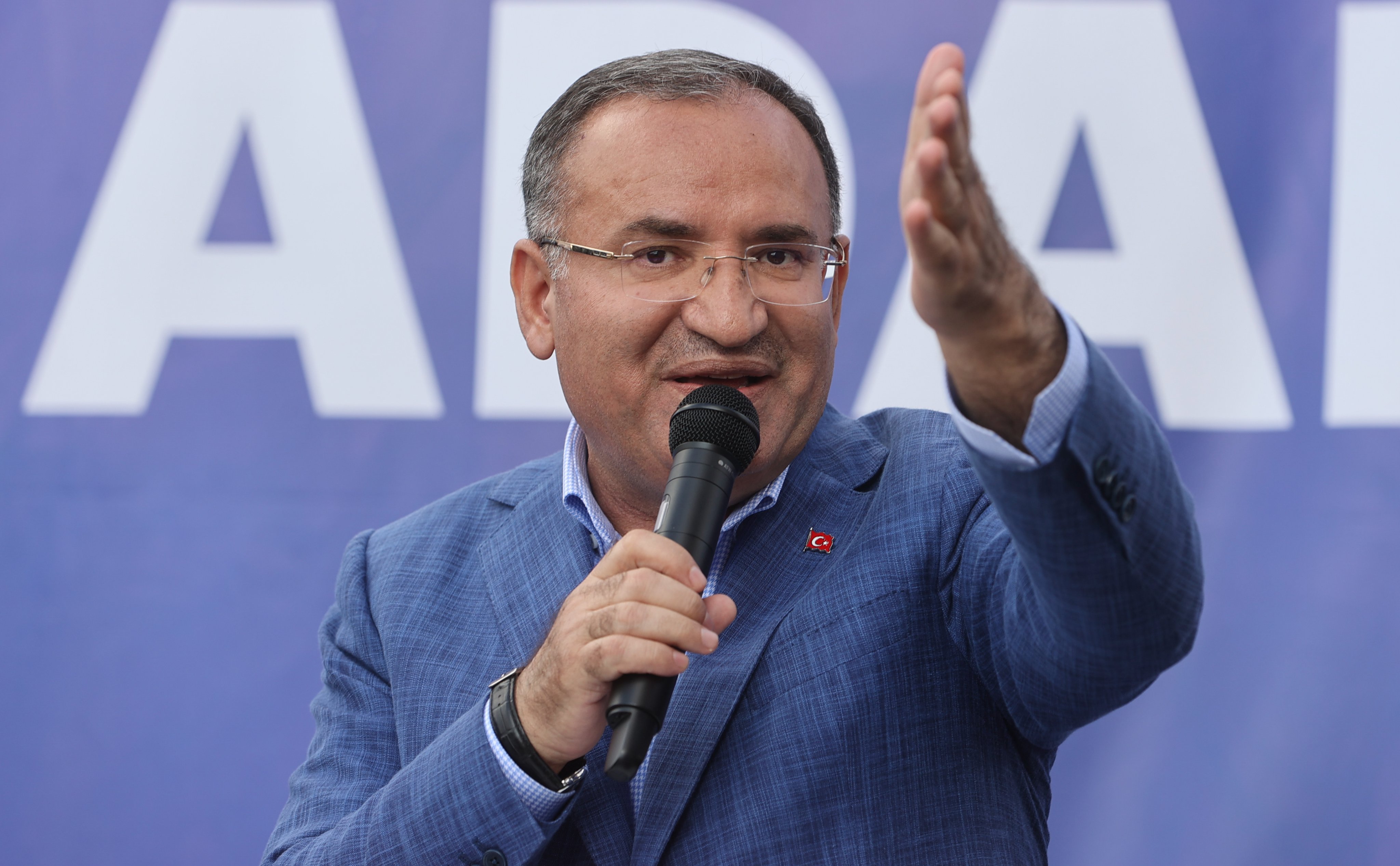Adalet Bakanı Bozdağ’dan LGBTİ+’lara ayrımcılık ve nefret söylemi Kaos GL - LGBTİ+ Haber Portalı
