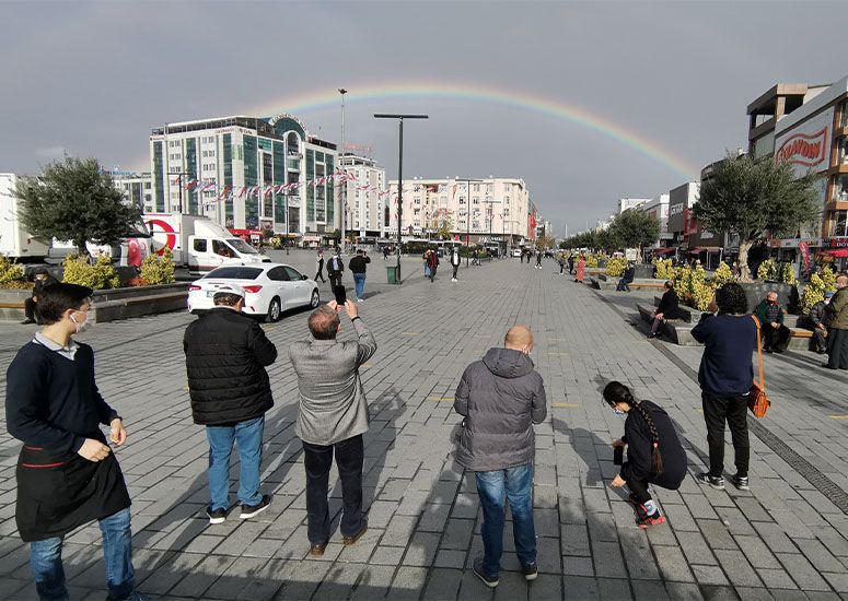 AKP’li üyelerin eşitlik reddi: “Esenyurt’a LGBT’nin sokulmasına müsaade etmeyeceğiz” Kaos GL - LGBTİ+ Haber Portalı