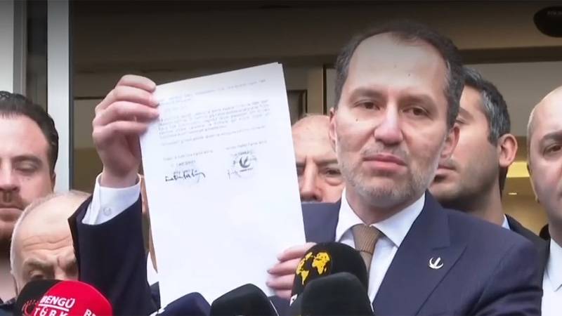 AKP ve Yeniden Refah protokol imzaladı: “Manevi değerlere aykırı fiil ve sapkınlıkların önlenmesi…” | Kaos GL - LGBTİ+ Haber Portalı