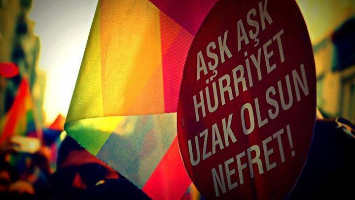 “Alın size LGBT!” | Kaos GL - LGBTİ+ Haber Portalı