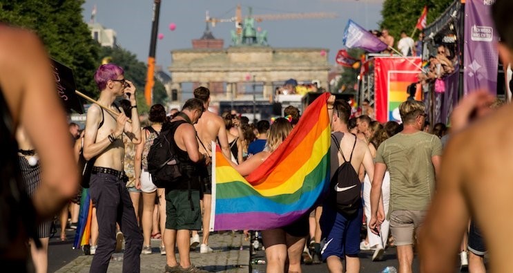 Almanya’da kurulacak hükümet gerici yasal cinsiyet tanıma prosedürünü değiştirecek mi? Kaos GL - LGBTİ+ Haber Portalı