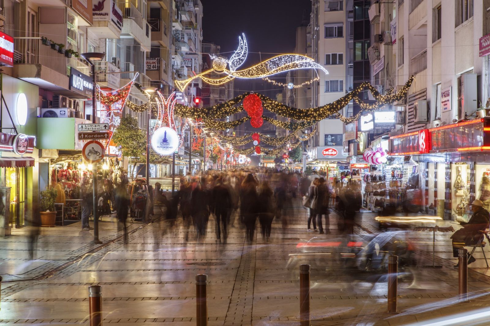 Alsancak’ta transfobik nefret saldırısı Kaos GL - LGBTİ+ Haber Portalı
