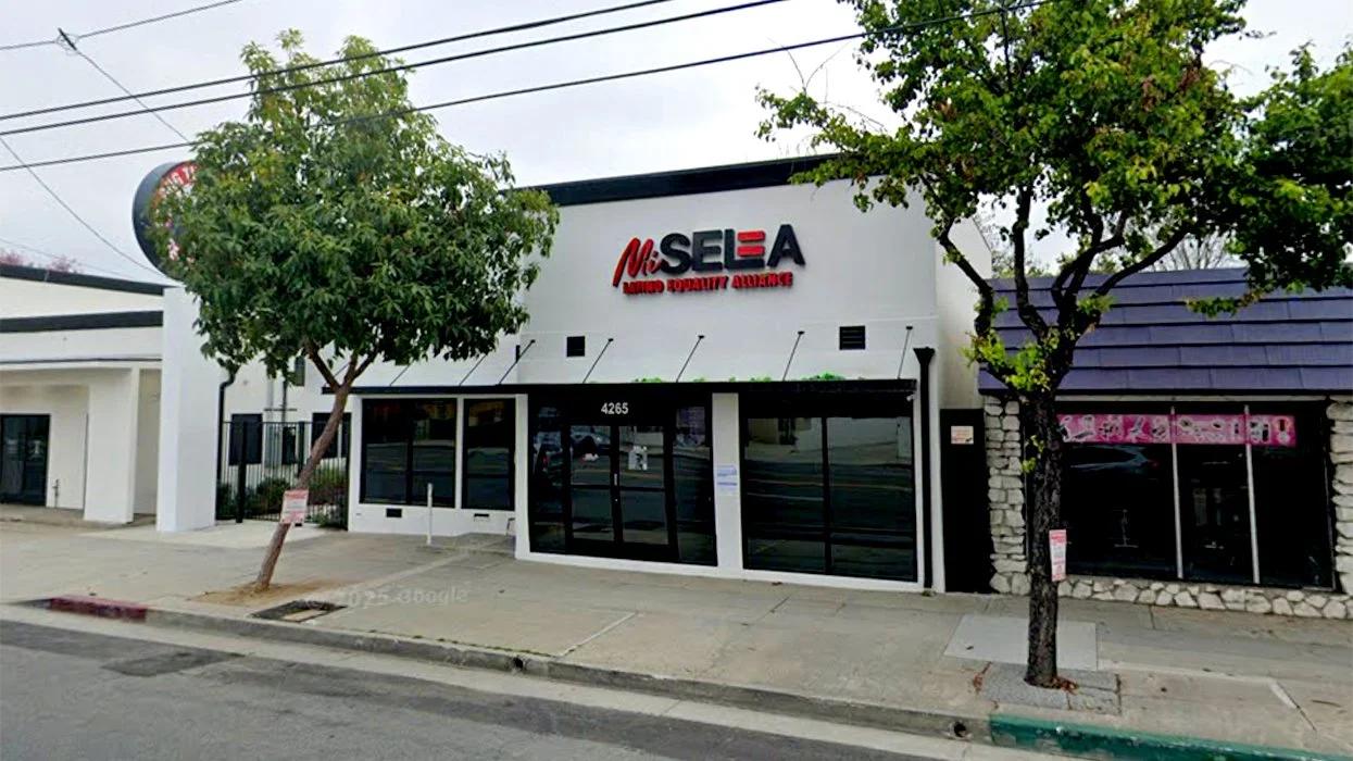 Amerika’da bulunan Latin kökenli LGBTİ+ gençlik merkezi, köpek dışkısı ile saldırıya uğradı | Kaos GL - LGBTİ+ Haber Portalı Haber