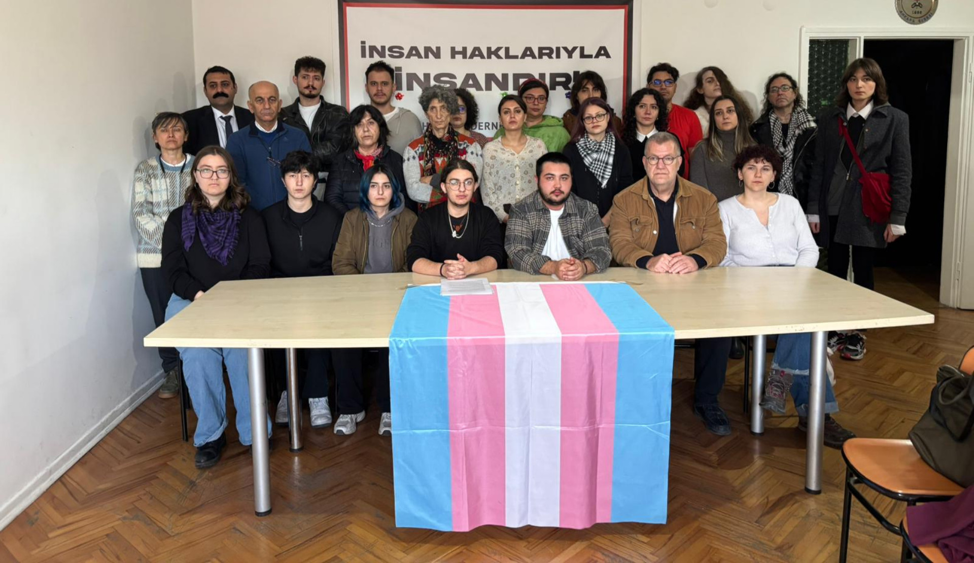 Ankara’da hak savunucuları Poyraz için buluştu: Adalet istiyoruz! | Kaos GL - LGBTİ+ Haber Portalı Haber