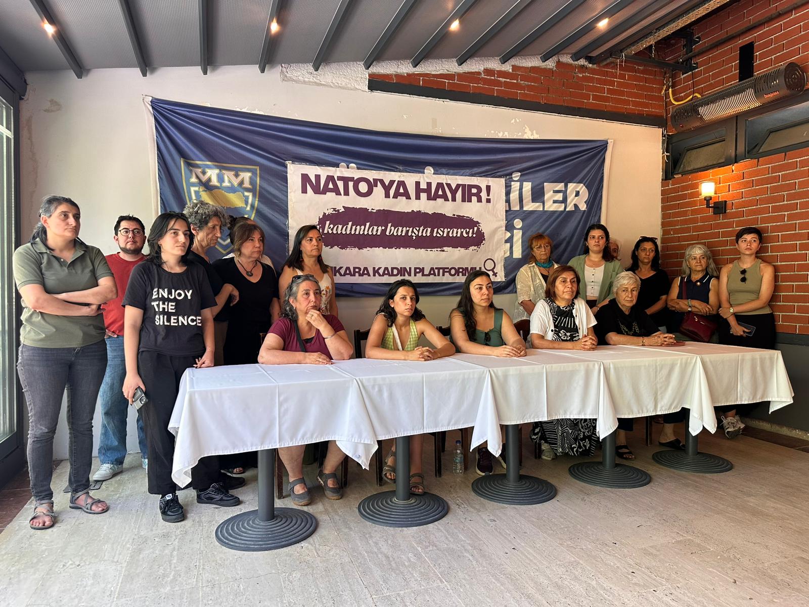 Ankara Kadın Platformu’ndan NATO gözaltılarına tepki: “Sömürüye karşı eşitliği, savaşa karşı yaşamı savunuyoruz” | Kaos GL - LGBTİ+ Haber Portalı Haber