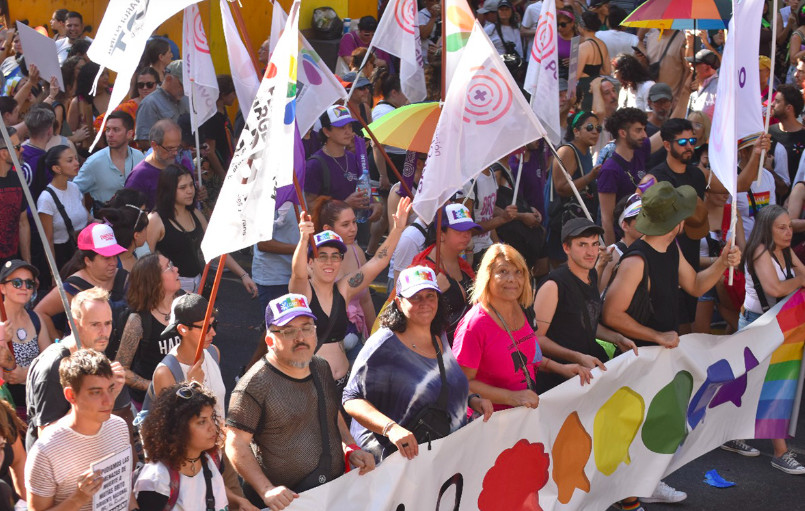 Arjantin’de LGBTİ+ aktivistleri Cumhurbaşkanı Javier Milei’nin LGBTİ+ düşmanı açıklamalarına karşı yürüdü Kaos GL - LGBTİ+ Haber Portalı