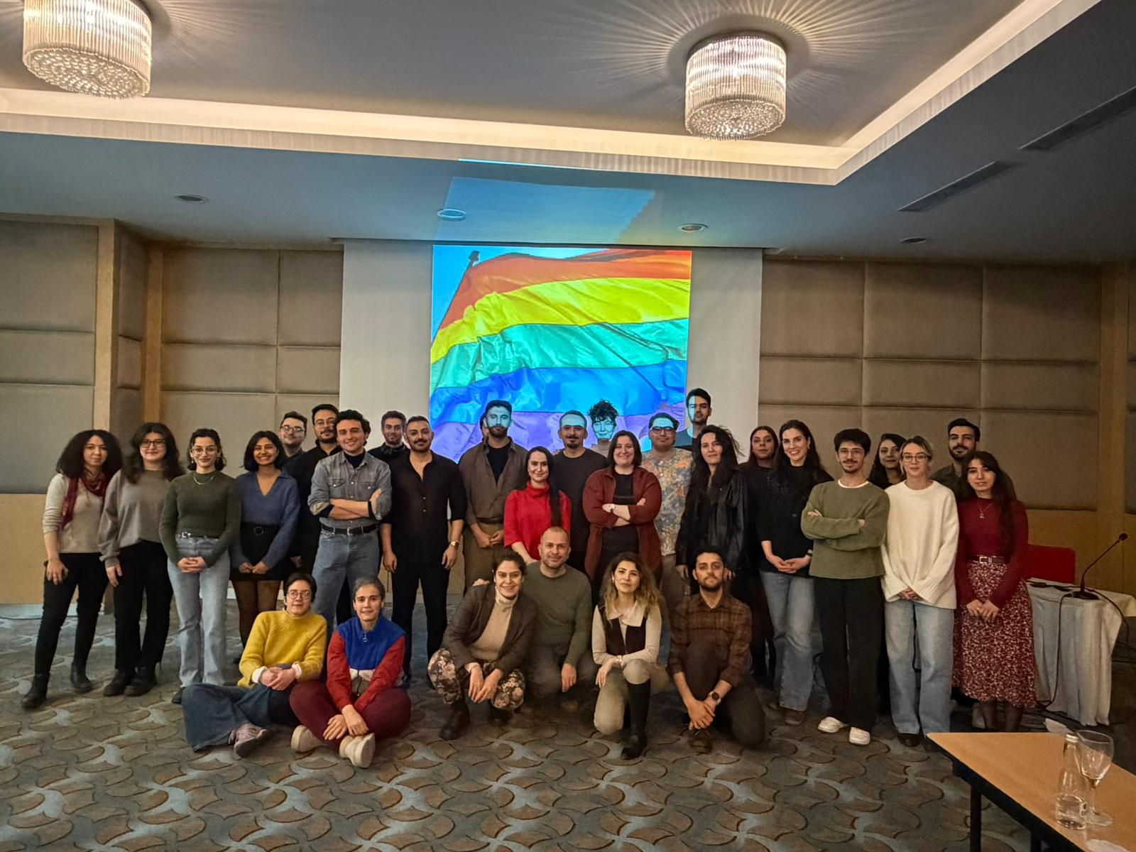 Avukatlar Ankara’da buluştu: “LGBTİ+’ların görünürlüğü müstehcenlikle ilişkilendiriliyor” | Kaos GL - LGBTİ+ Haber Portalı Haber