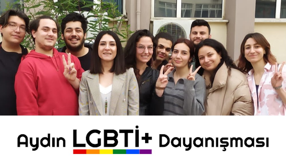 Aydın’da 2’si LGBTİ+ aktivisti 3 öğrencinin yargılandığı davanın ilk duruşmasından beraat kararı çıktı Kaos GL - LGBTİ+ Haber Portalı