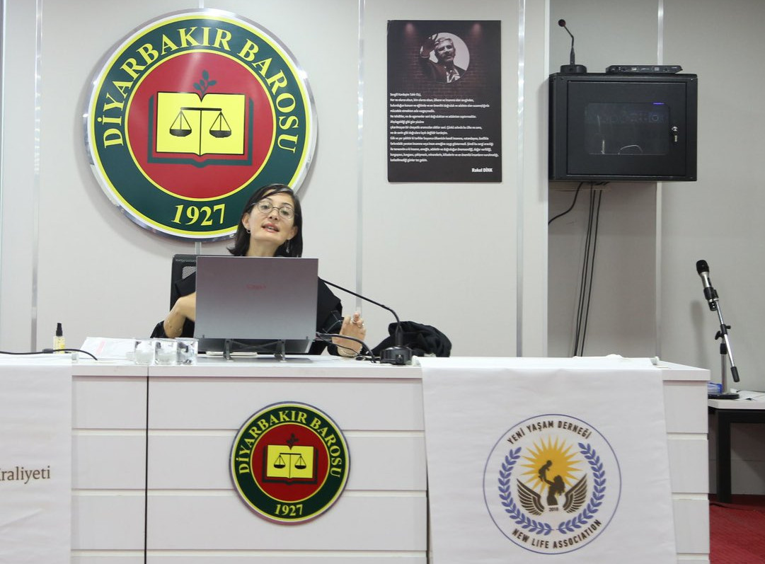 AYM ve AİHM kararları, LGBTİ+’ların özel hayatın gizliliği hakkında ne söylüyor? | Kaos GL - LGBTİ+ Haber Portalı