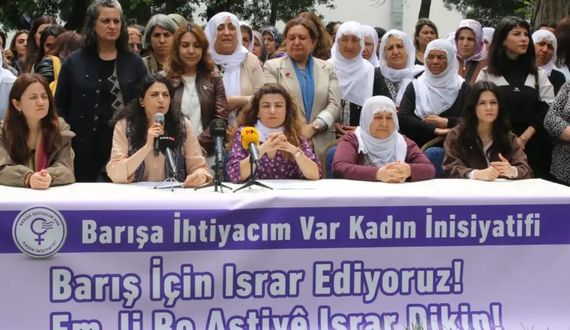 Barışa İhtiyacım Var Kadın İnisiyatifi: “Süreç boyunca gerekli demokratik adımlar atılmadı; kadınlar ve LGBTİ+'lar baskılara maruz bırakıldı” | Kaos GL - LGBTİ+ Haber Portalı Haber