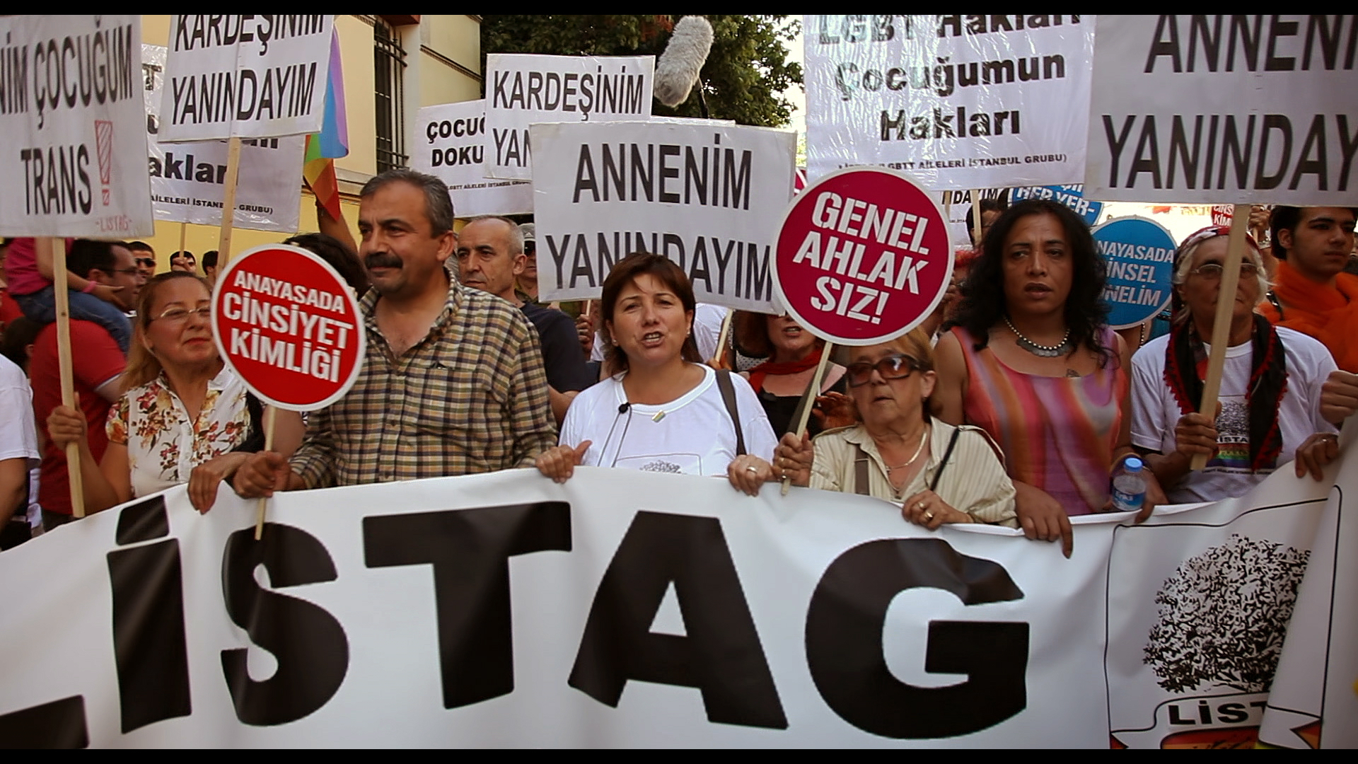 Benim Çocuğum Haziran’da MUBI’de! Kaos GL - LGBTİ+ Haber Portalı