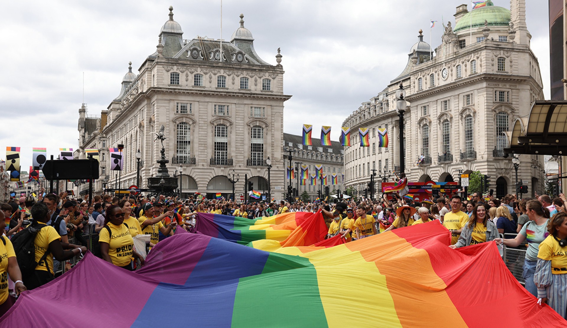 Birleşik Krallık: LGBTİ+’lara yönelik nefret suçları, “ağırlaştırılmış suç” kapsamına alındı! | Kaos GL - LGBTİ+ Haber Portalı Haber