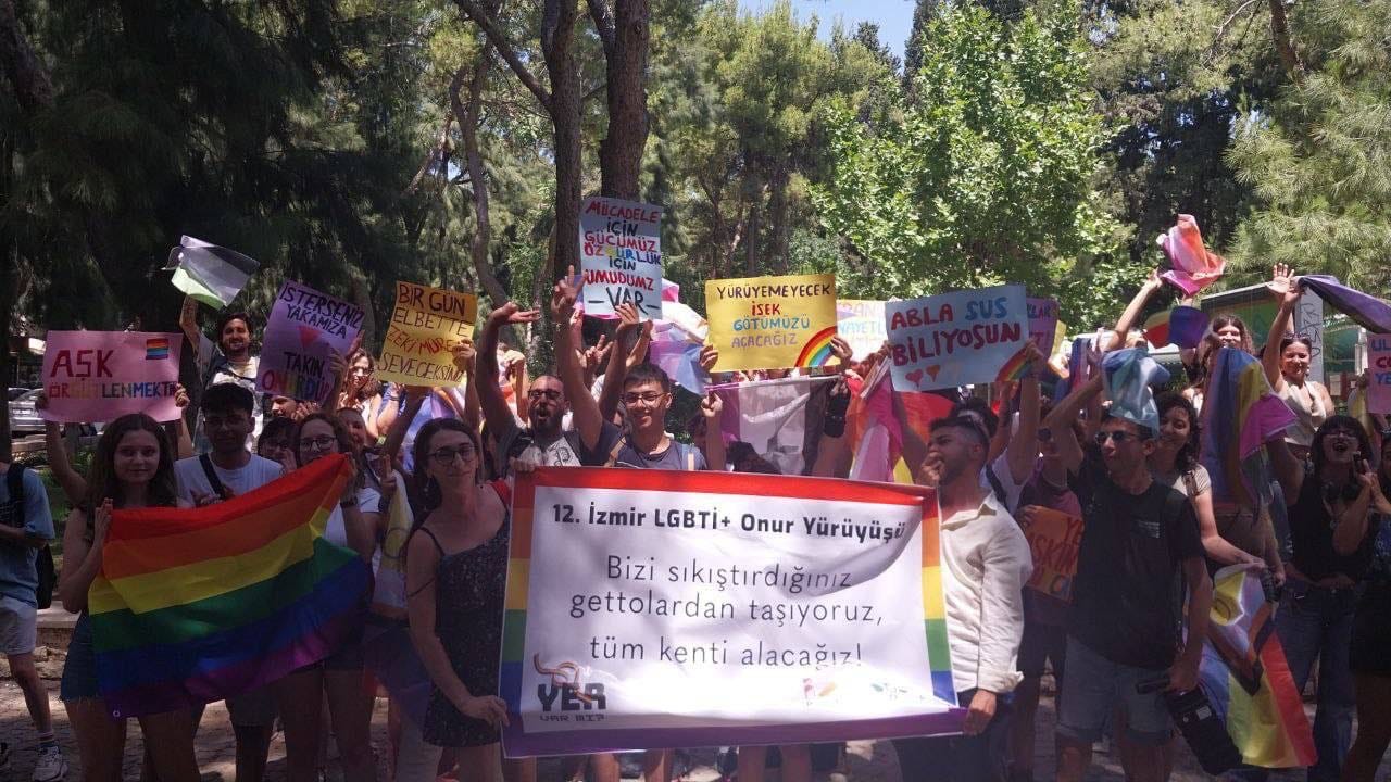 “Bizi sıkıştırdığınız gettolardan taşıyoruz” Kaos GL - LGBTİ+ Haber Portalı