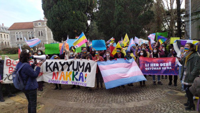 Boğaziçi’nde Onur Yürüyüşü: Kayyuma nakka! Kaos GL - LGBTİ+ Haber Portalı