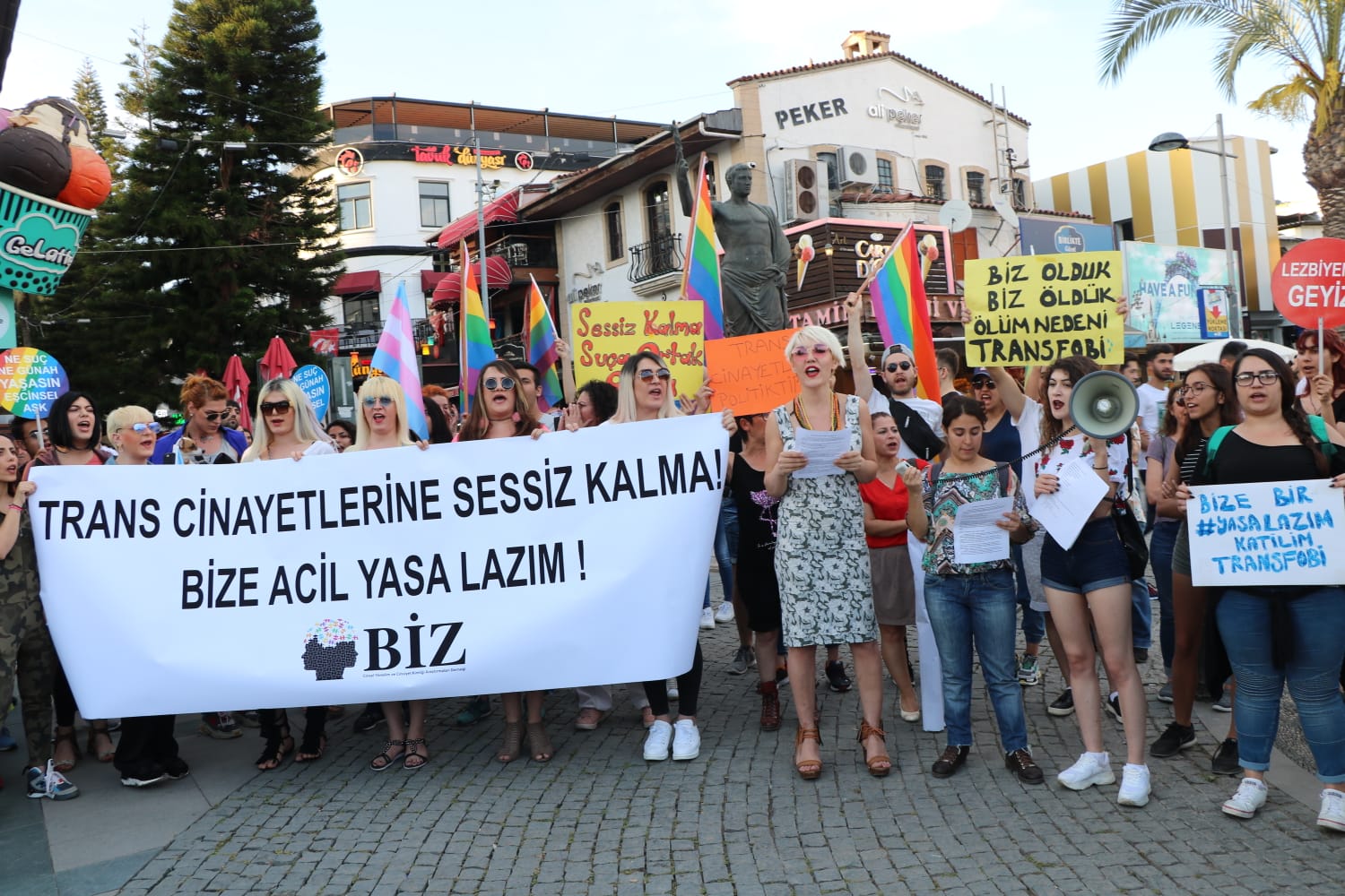 Bu akşam #TransCinayetlerineSessizKalma! Kaos GL - LGBTİ+ Haber Portalı