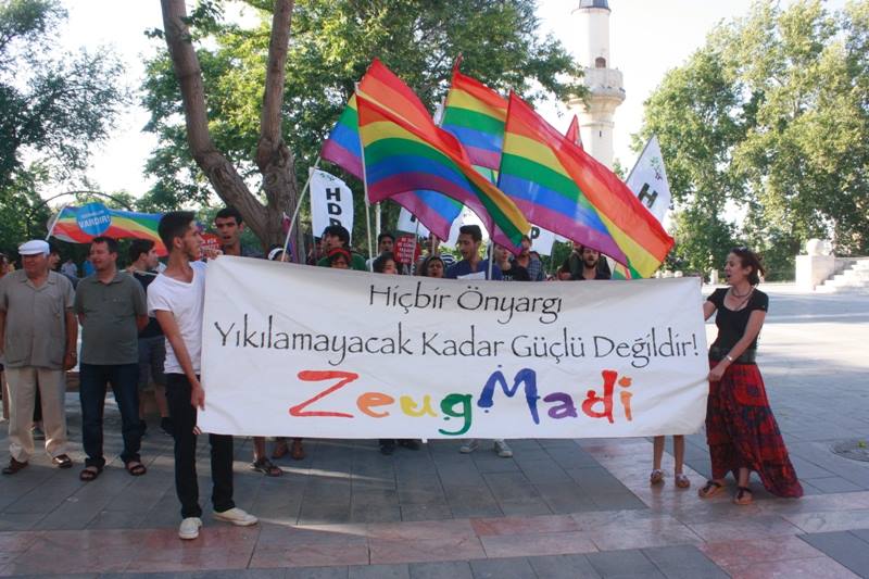 “Bu yıl tüm baskılara rağmen bir ilki gerçekleştirmek istiyoruz” Kaos GL - LGBTİ+ Haber Portalı