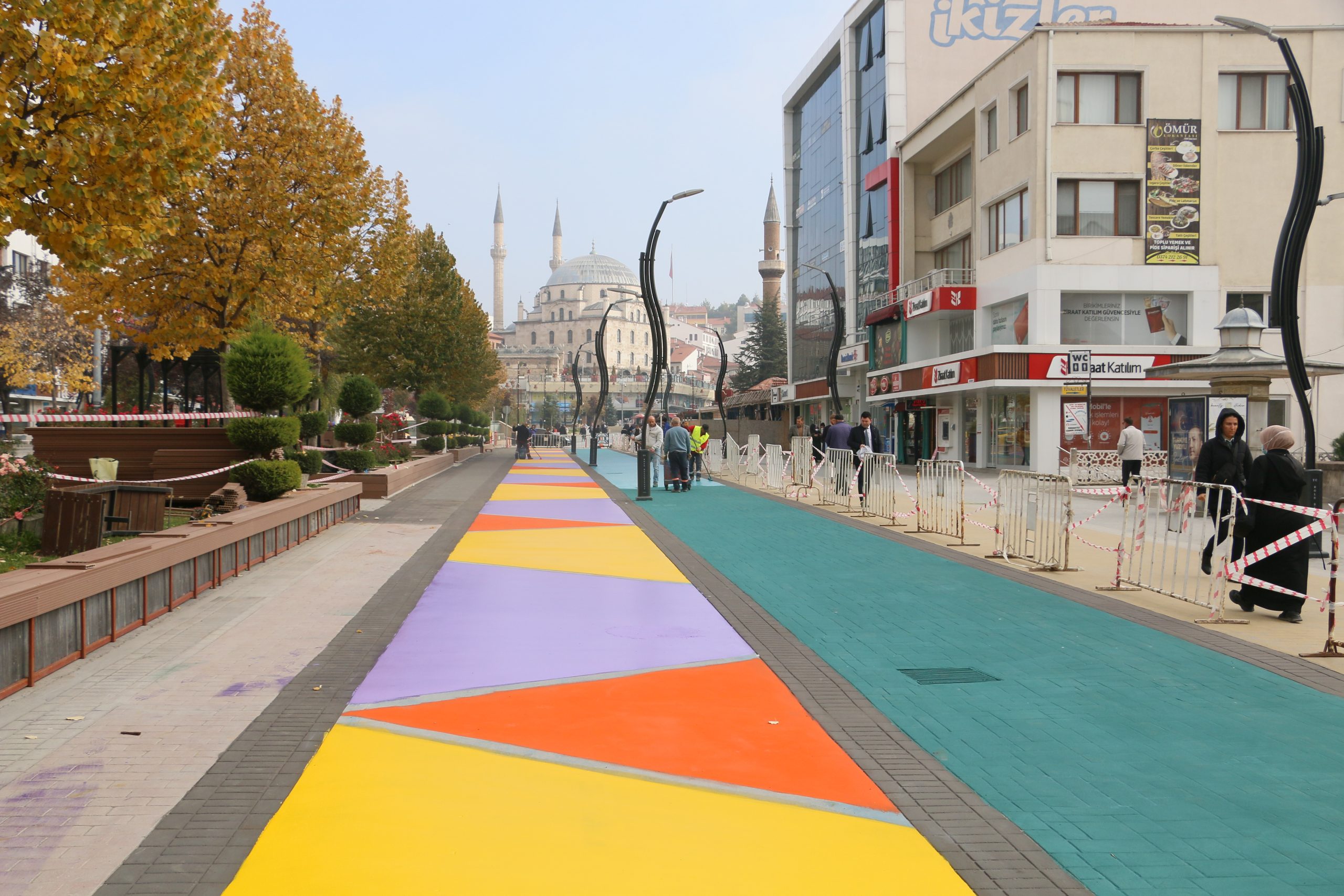 “Cadde çok rengarenk de olmayacak tek renk de olmayacak” | Kaos GL - LGBTİ+ Haber Portalı Haber