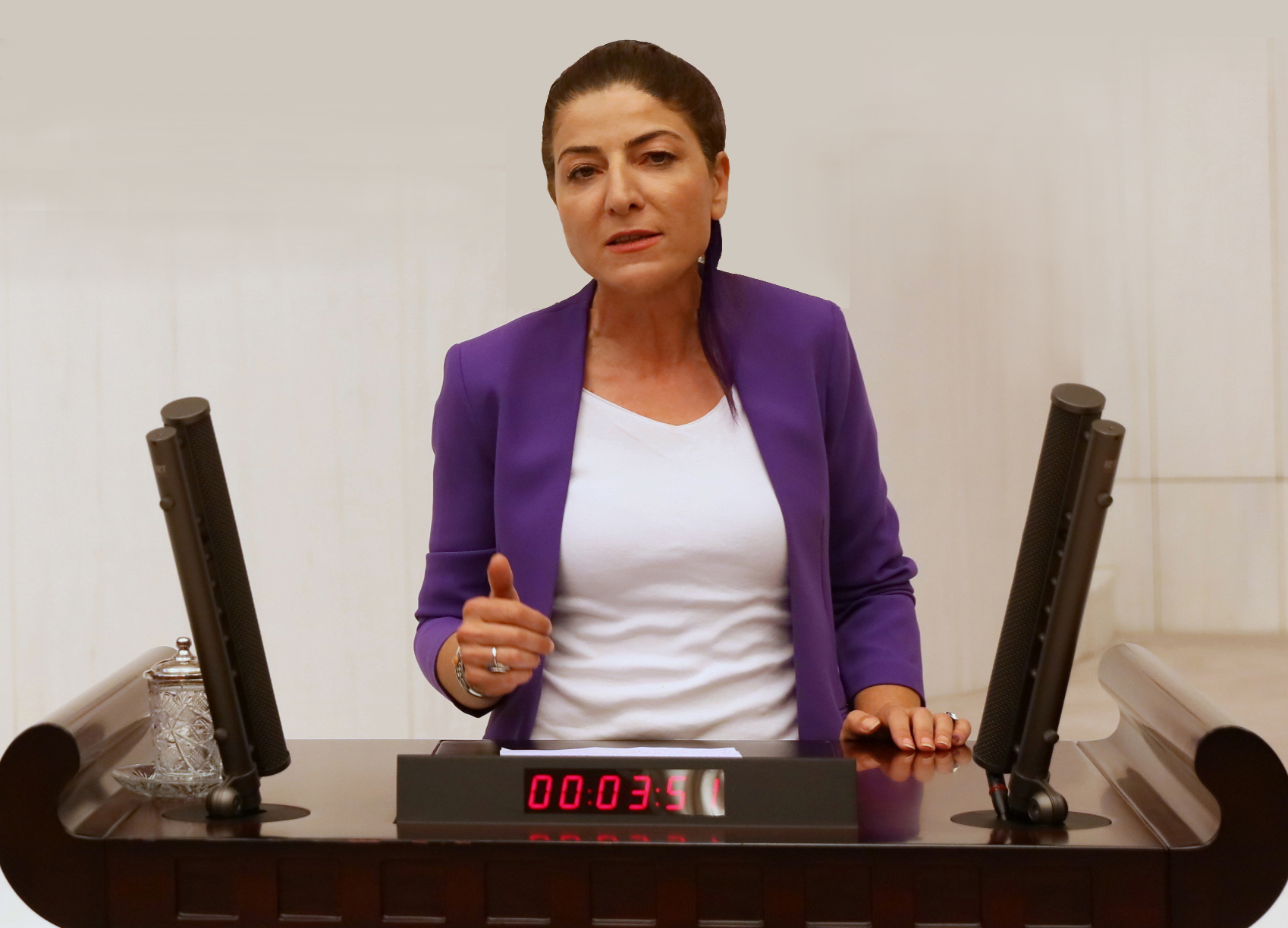 “Çalışan LGBTİ+’ların maruz kaldığı her türlü şiddetin ve ayrımcılığın önlenmesi amacıyla bir araştırma komisyonu kurulmalı” Kaos GL - LGBTİ+ Haber Portalı