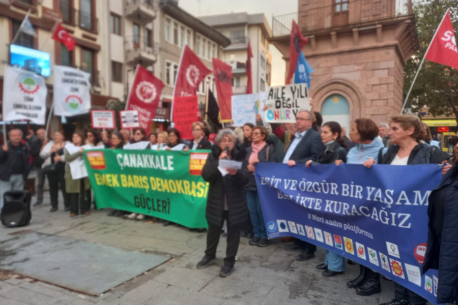 Çanakkale’de yargı paketine tepki: "Daha fazla baskı ve zor anlamına gelen 11. Yargı Paketi’nin karşısında birlikte duralım" | Kaos GL - LGBTİ+ Haber Portalı Haber