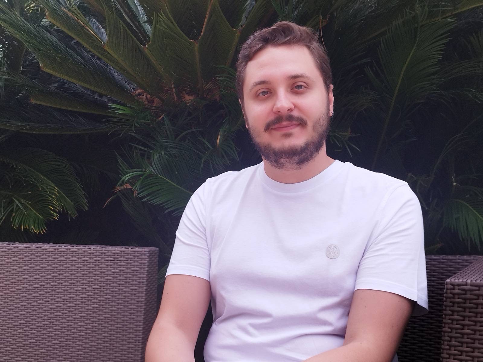 Cem Öztürk’ün 2024’ten beklentileri: Güçlü olalım, umutsuzluğa kapılmayalım | Kaos GL - LGBTİ+ Haber Portalı