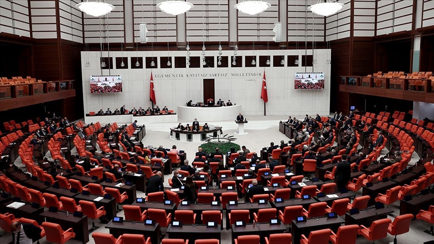 DEM Parti’den 2025 yılı bütçe teklifine muhalefet şerhi Kaos GL - LGBTİ+ Haber Portalı