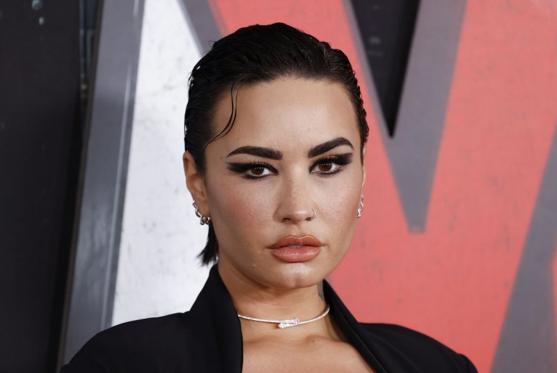 Demi Lovato: “Kendim olabiliyorum ve bu harika hissettiriyor” Kaos GL - LGBTİ+ Haber Portalı