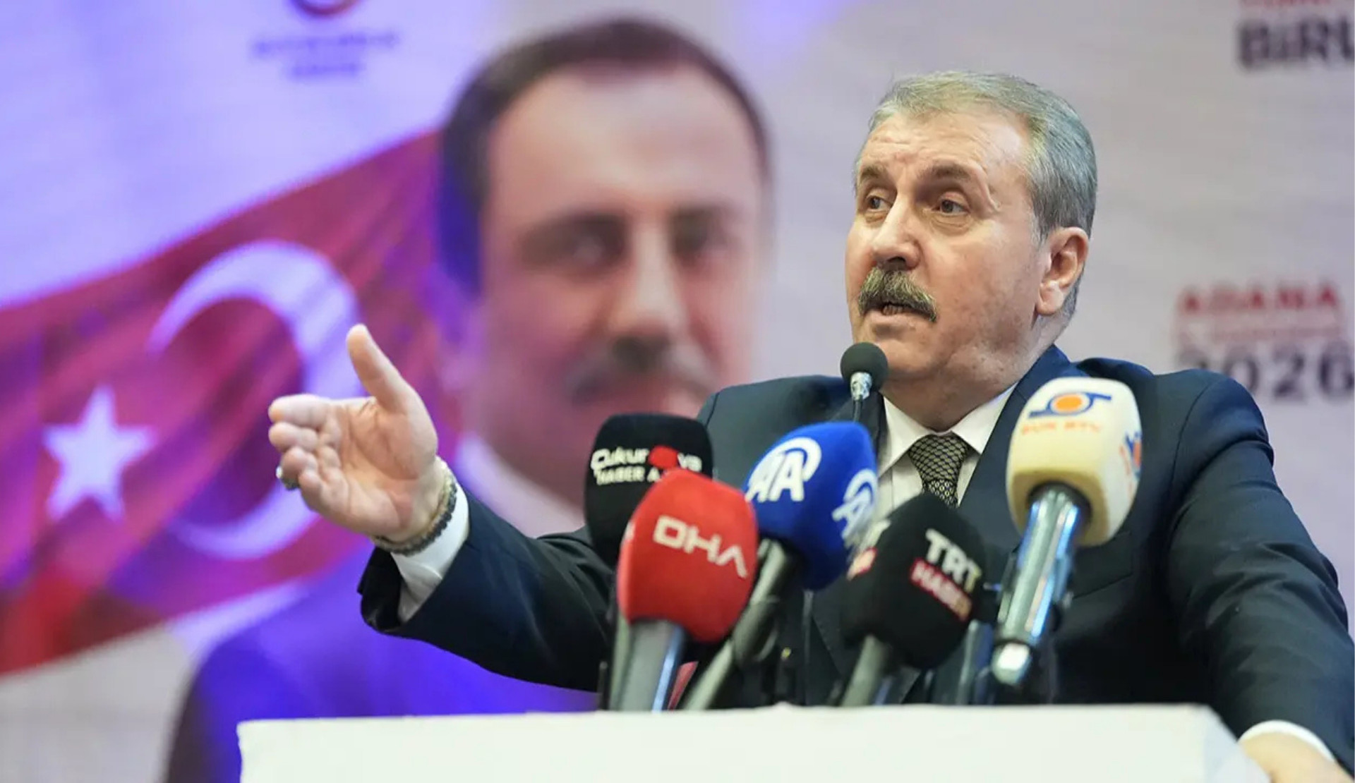 Destici’den LGBTİ+’ları hedef alan nefret söylemi: "Cinsiyetsizliğin propagandası yapılıyor" | Kaos GL - LGBTİ+ Haber Portalı Haber