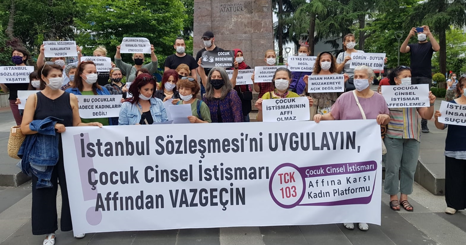 EŞİK: Çocuk istismarına kılıf bulan “aile” savunucuları kadın ve LGBTİ+ hak savunucularına saldırıyor! Kaos GL - LGBTİ+ Haber Portalı