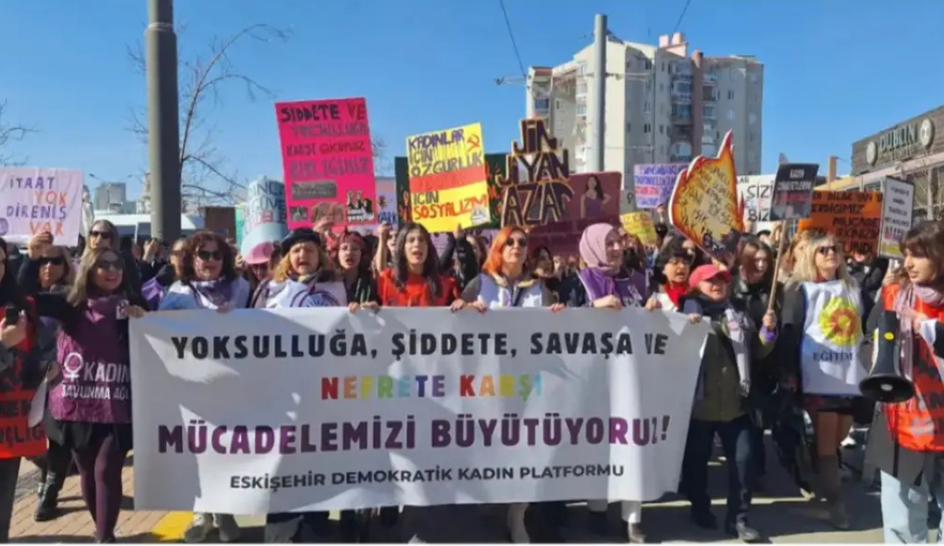 Eskişehir Valiliğinden 8 Mart yazısı: Kadın ve LGBTİ+ eylemleri “provokatif” ilan edildi Kaos GL - LGBTİ+ Haber Portalı