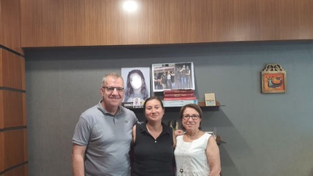 GALADER’den milletvekillerine açık mektup: “Çocuklarımızın yaşadıklarına aileleri olarak yakın tanıklığımızı sizinle paylaşmak istiyor ve desteğinizi bekliyoruz.” Kaos GL - LGBTİ+ Haber Portalı