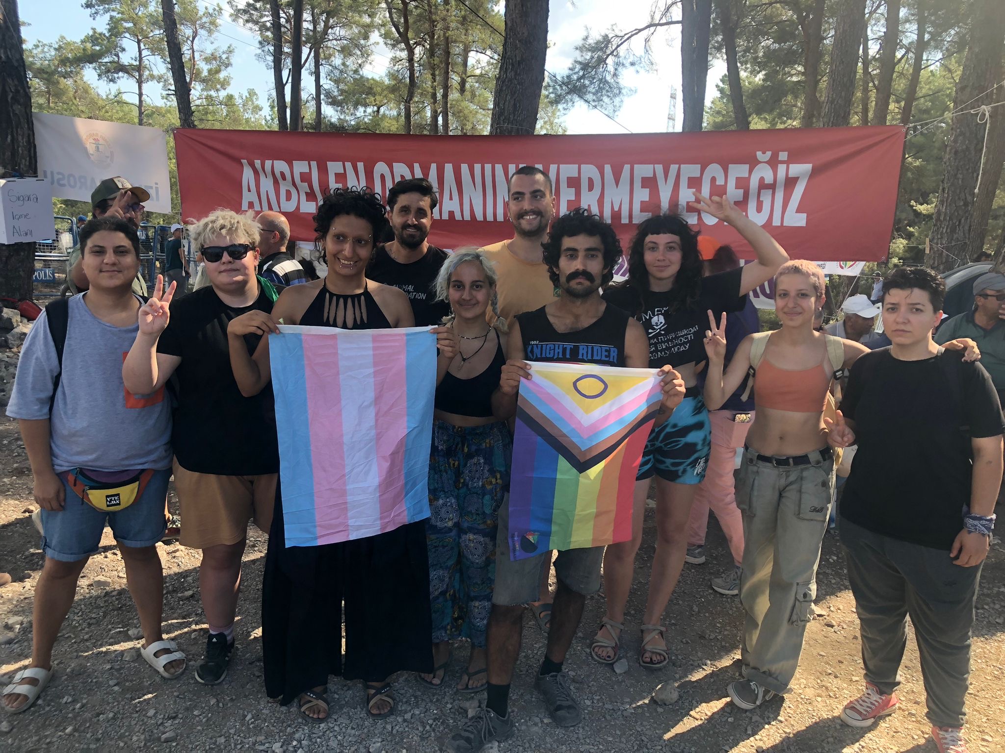“Gençler, lubunyalar, anarşiştler, sosyalistler, köylüler, işçiler; hepimizin birleştiği bir nokta Akbelen” | Kaos GL - LGBTİ+ Haber Portalı Haber