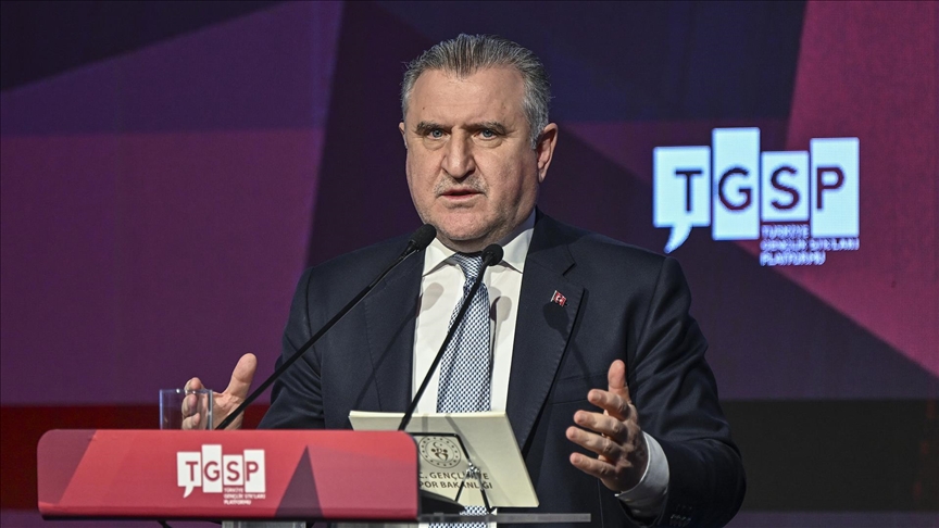 Gençlik Bakanı LGBTİ+’ları hedef aldı: LGBT ile mücadelede arkadaşlarımız dik durdu | Kaos GL - LGBTİ+ Haber Portalı Haber
