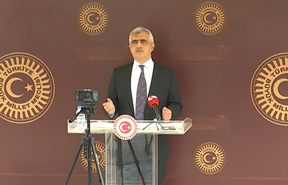 HDP’li Gergerlioğlu: “Kimse cinsel yönelimi nedeniyle dışlanmamalı” | Kaos GL - LGBTİ+ Haber Portalı