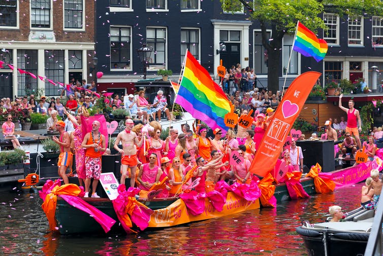 Hollanda, Anayasası’nda LGBTİ+’lara yönelik ayrımcılığı yasaklamaya hazırlanıyor Kaos GL - LGBTİ+ Haber Portalı