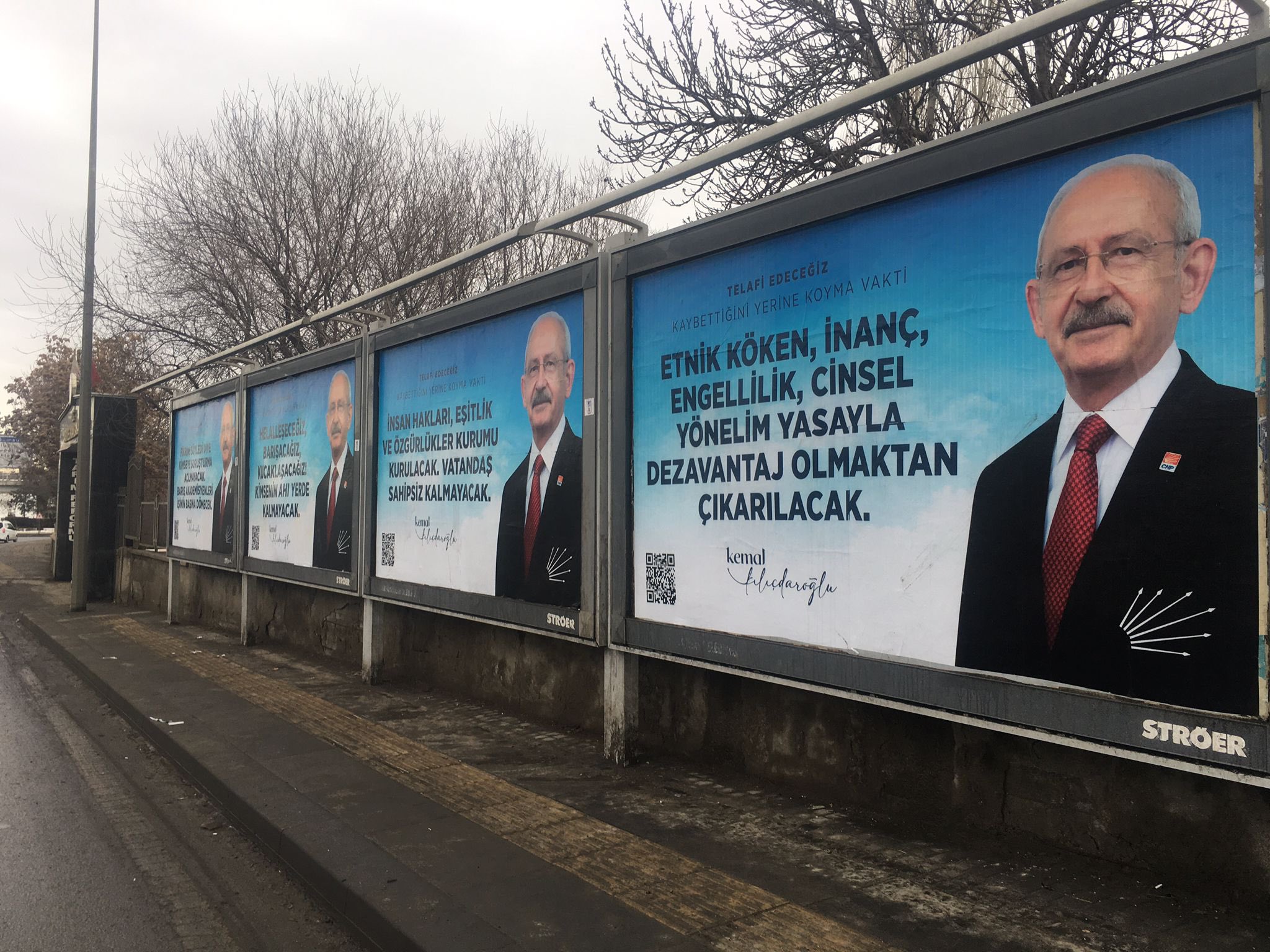 Homofobik nefret medyası Kılıçdaroğlu’nun “cinsel yönelim” afişlerini hedef aldı Kaos GL - LGBTİ+ Haber Portalı