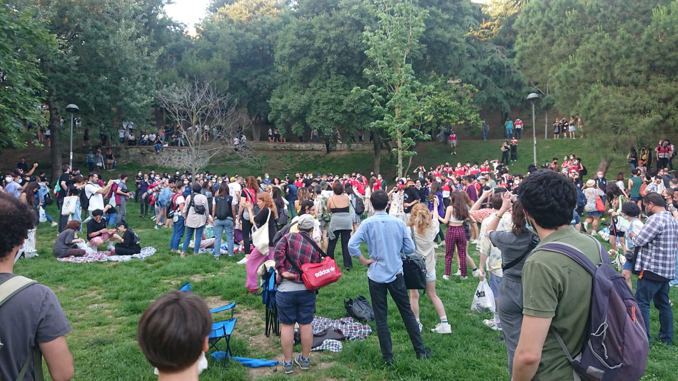 29-istanbul-lgbti-onur-haftasi-piknikyasaklanamadi-4 29-istanbul-lgbti-onur-haftasi-piknikyasaklanamadi-4