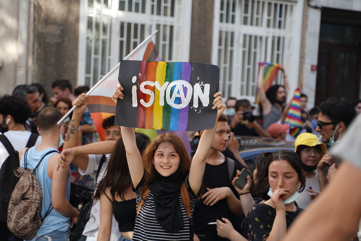 alen-geziyan-in-objektifinden-lgbti-onur-yuruyusu-4 alen-geziyan-in-objektifinden-lgbti-onur-yuruyusu-4