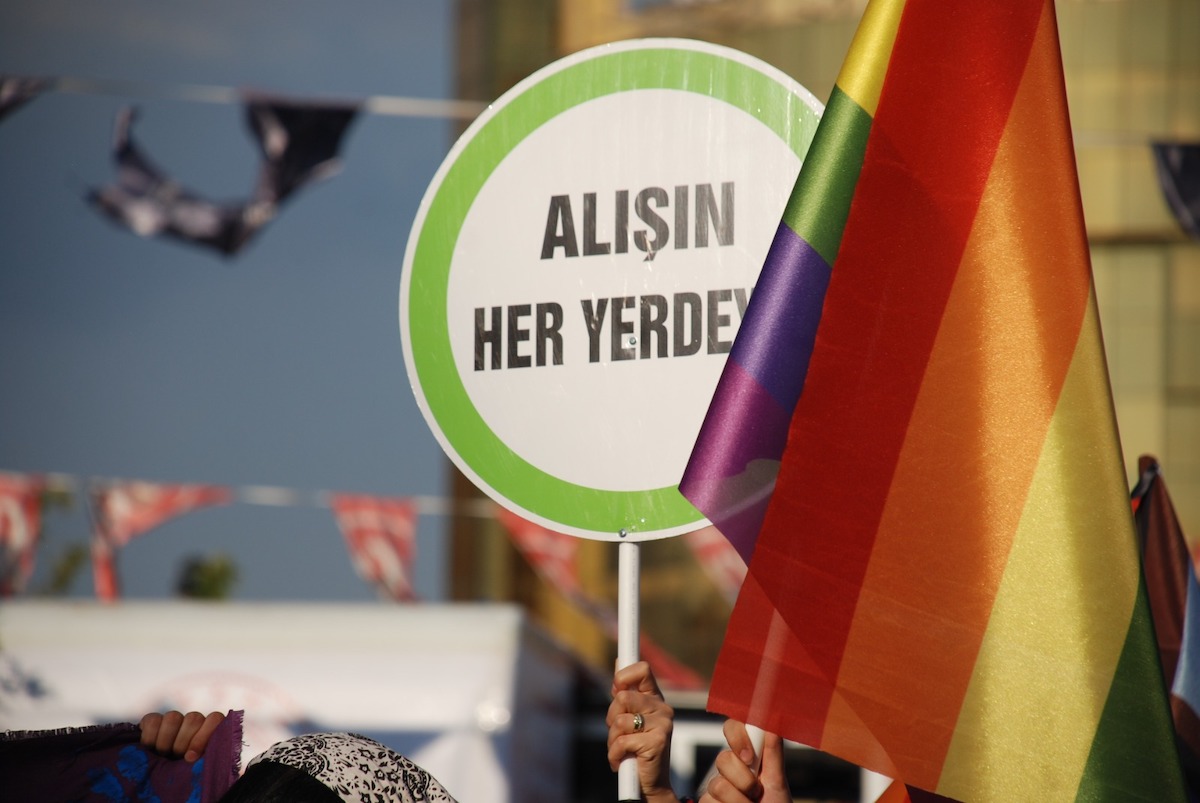 aydin-da-istanbul-sozlesmesi-mitingi-lgbti-haklari-insan-haklaridir-4 aydin-da-istanbul-sozlesmesi-mitingi-lgbti-haklari-insan-haklaridir-4
