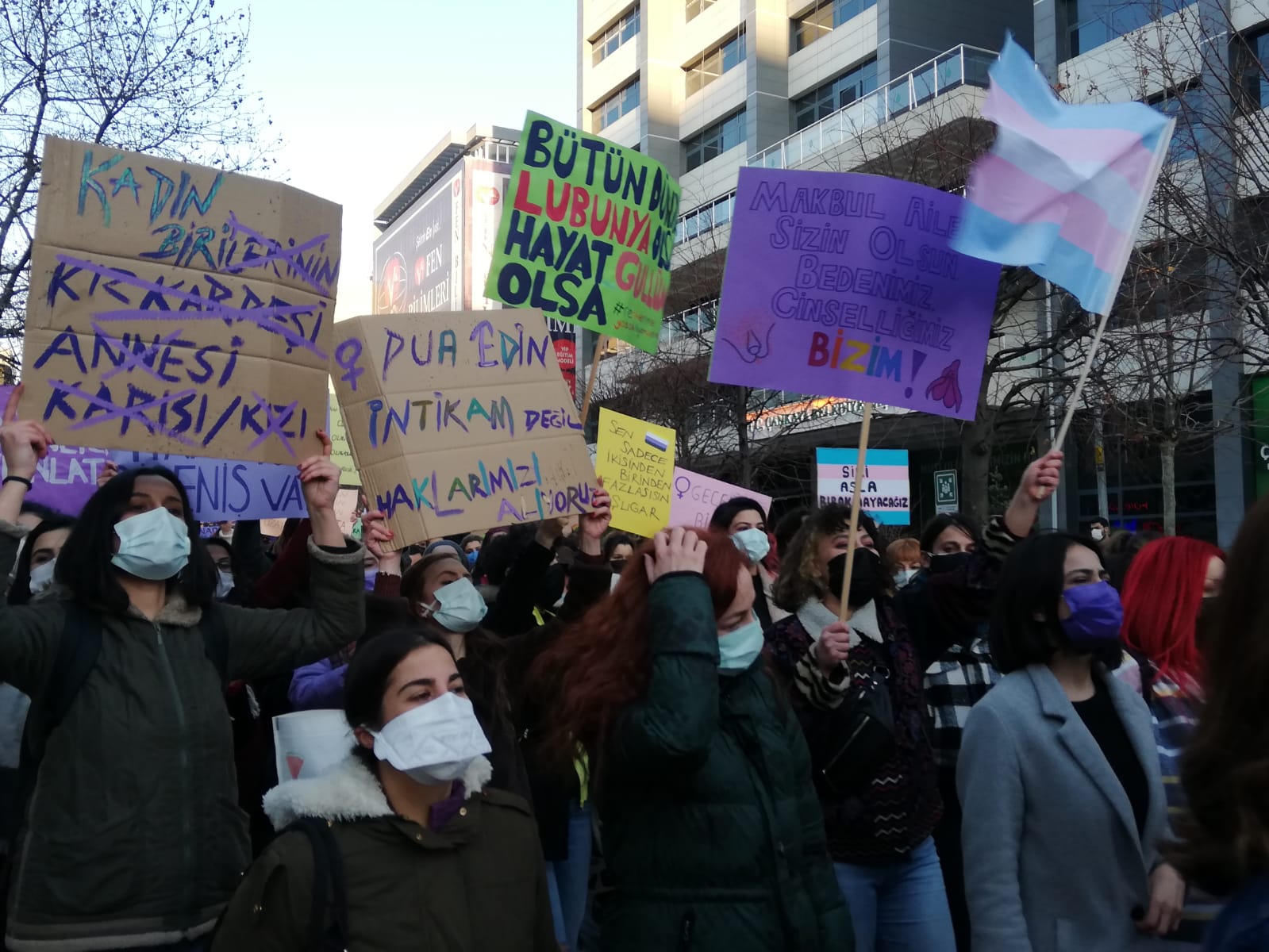 burcin-kalkin-ankara-nin-feminist-gece-sini-cekti-4 burcin-kalkin-ankara-nin-feminist-gece-sini-cekti-4