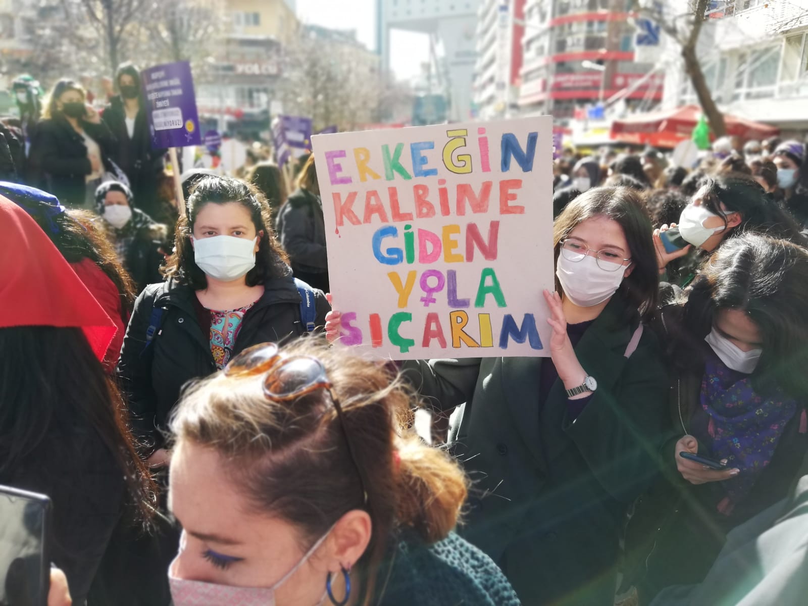 burcin-kalkin-dan-ankara-da-8-mart-gunduz-eylemi-3 burcin-kalkin-dan-ankara-da-8-mart-gunduz-eylemi-3