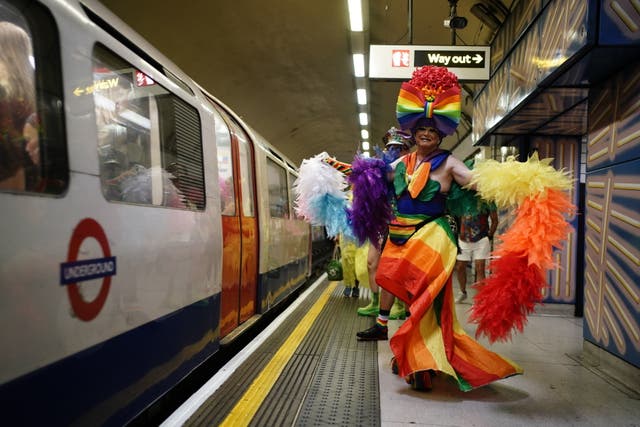 dunyadan-pride-haberleri-londra-2