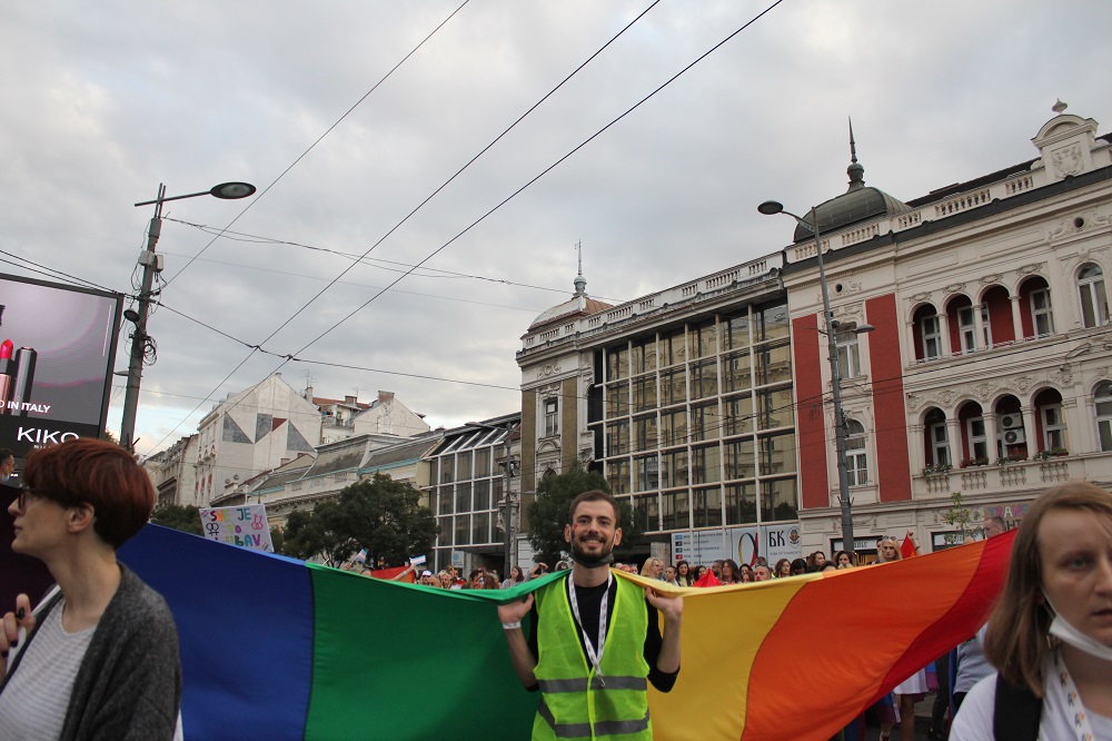 ebru-tutkal-in-objektifinden-belgrad-onur-yuruyusu-4 ebru-tutkal-in-objektifinden-belgrad-onur-yuruyusu-4