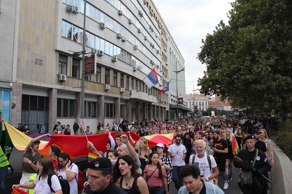 ebru-tutkal-in-objektifinden-belgrad-onur-yuruyusu-5 ebru-tutkal-in-objektifinden-belgrad-onur-yuruyusu-5