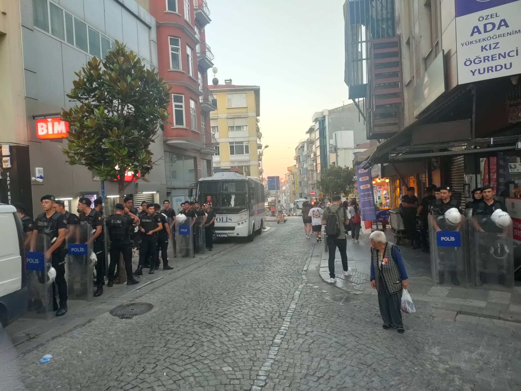 eskisehir-ve-istanbul-da-nefret-saldirilari-1 eskisehir-ve-istanbul-da-nefret-saldirilari-1